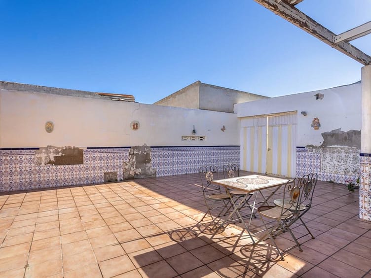 Spacious property with 2 houses and private pool in Orihuela Alicante