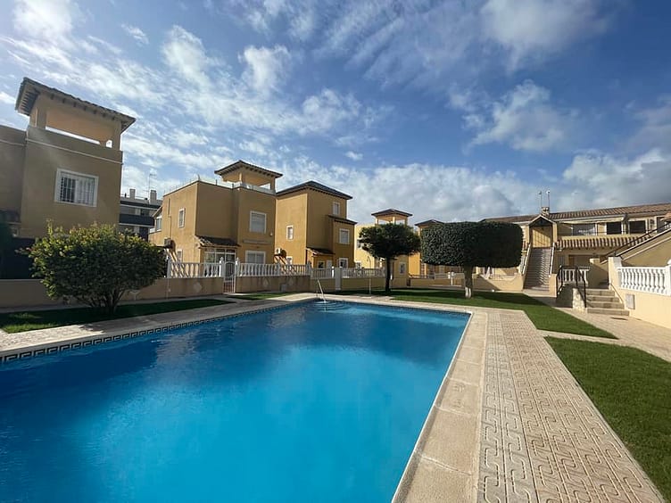 Villa In Villamartin Alicante for sale