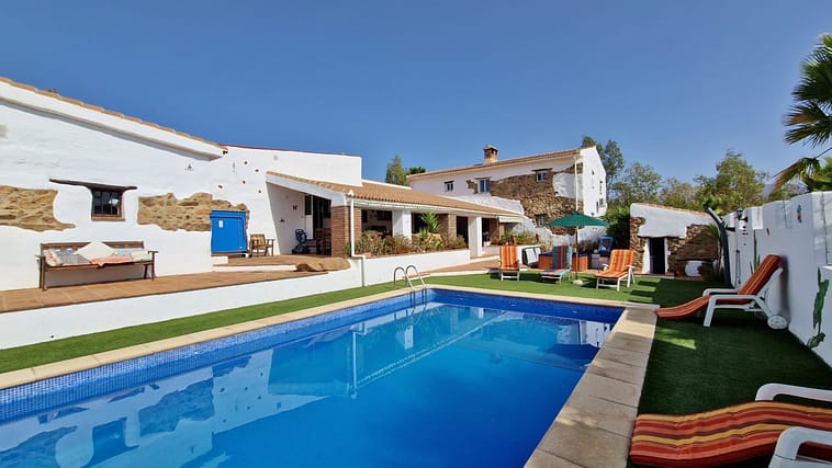 For sale Cortijo Las Ventanas, a large country estate near Riogordo/ Benamargosa, Malaga province in Spain