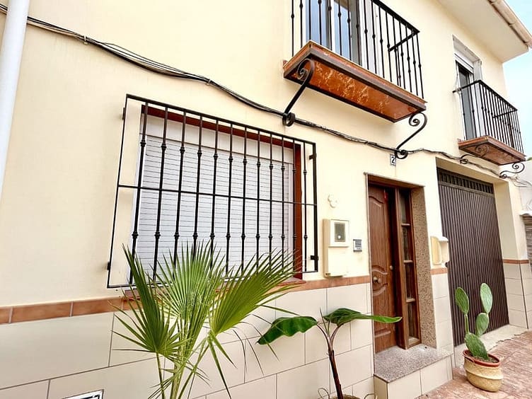 Townhouse for sale in Velez Malaga