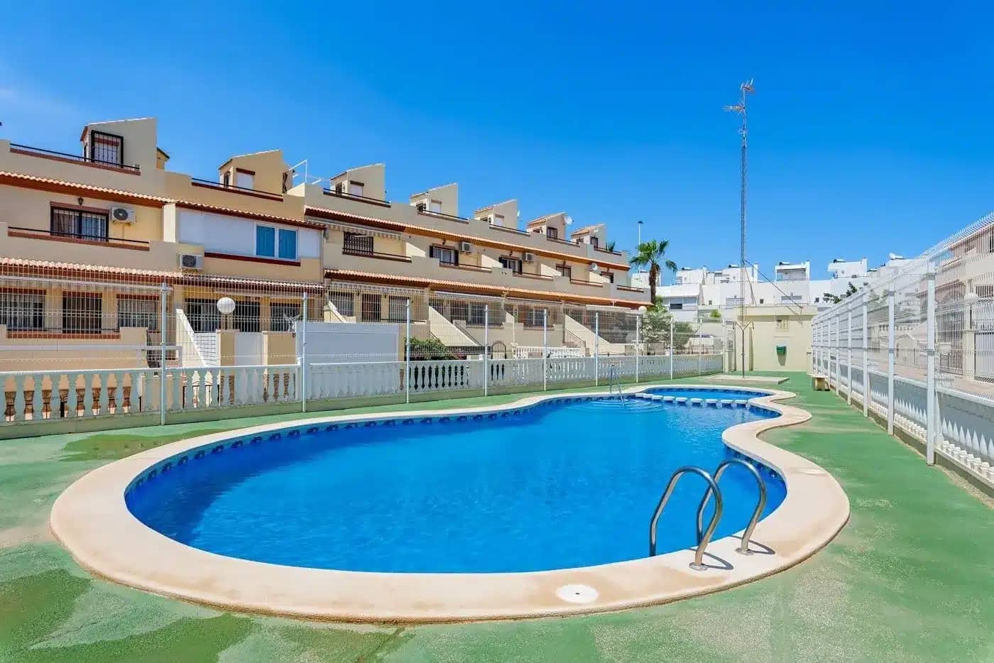 Townhouse for sale in Torrevieja