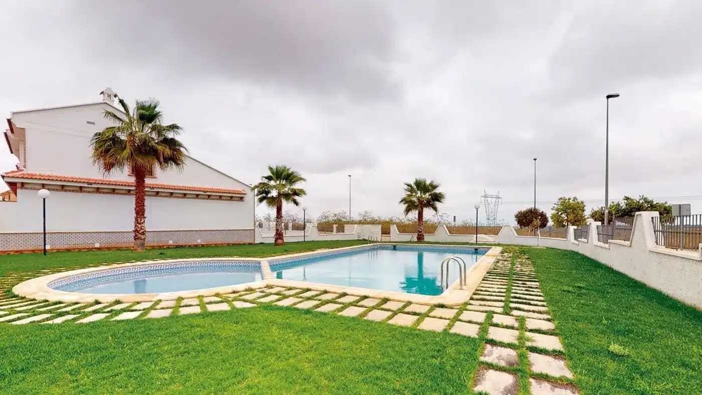 Villa In San Miguel De Salinas for sale : 3 Bedroom – 2 Bathroom