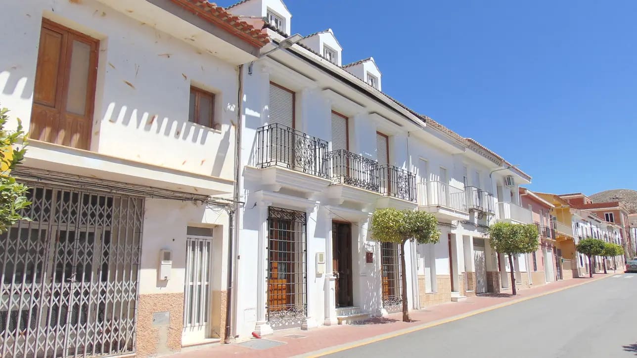 Town House for sale in Cantoria, Almeria