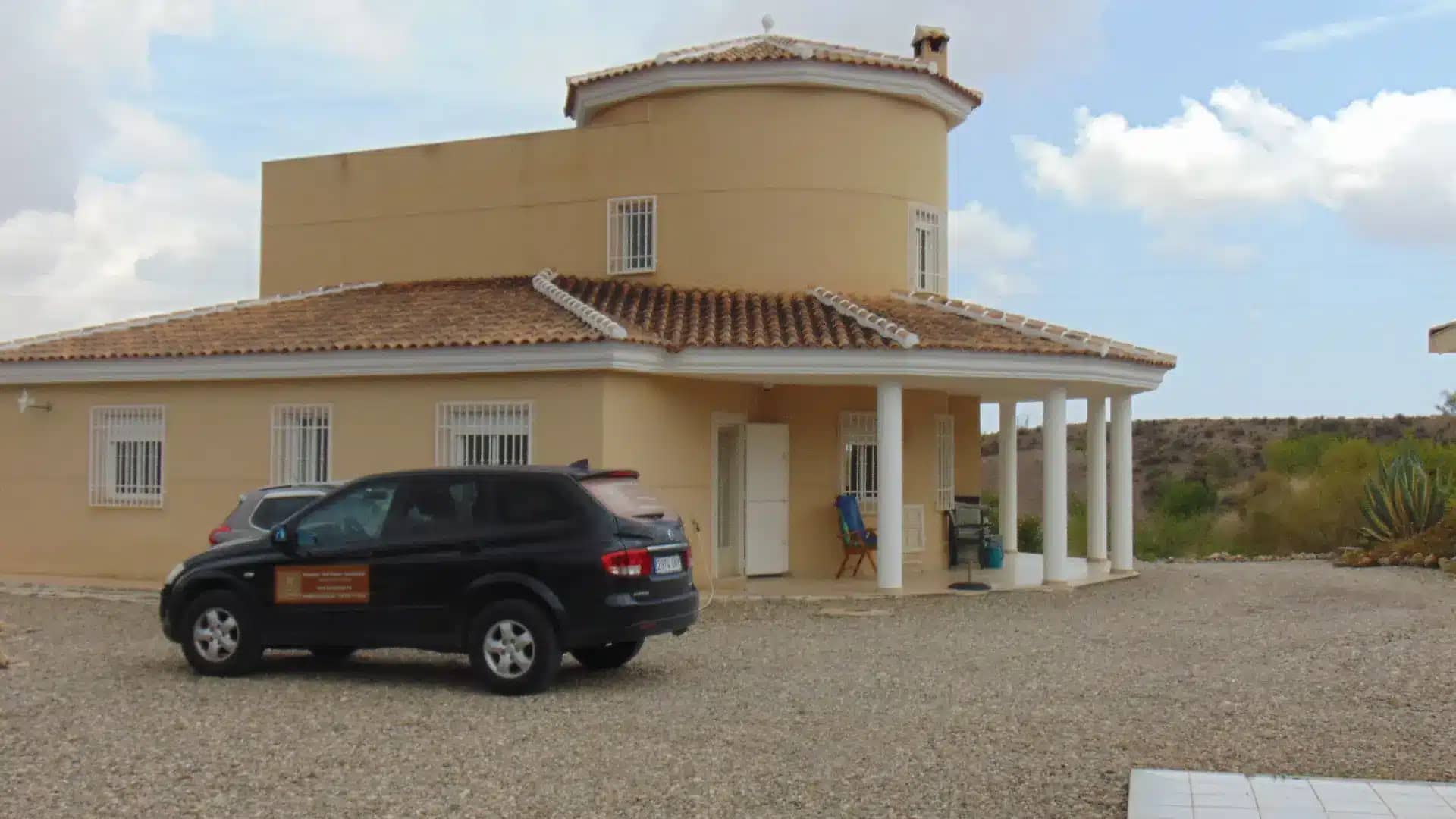 Villa for sale in Las Pocicas, Almeria