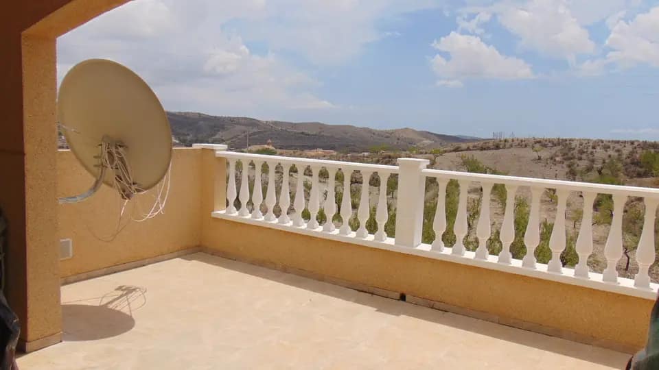 Villa for sale in Las Pocicas, Almeria