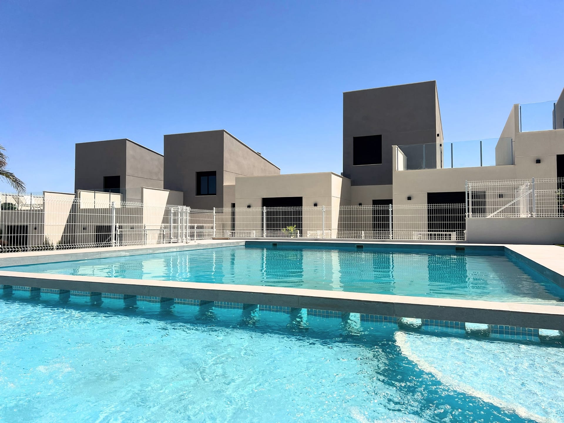 Townhouse Azalea for sale on the Altaona lifestyle resort in Murcia.