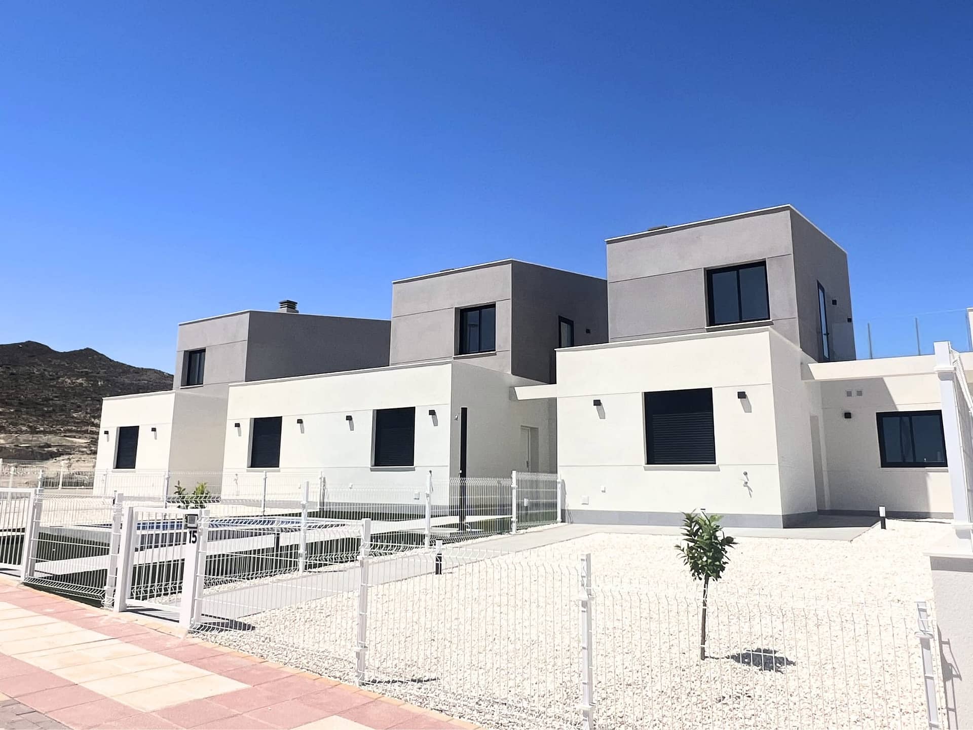 Townhouse Azalea for sale on the Altaona lifestyle resort in Murcia.