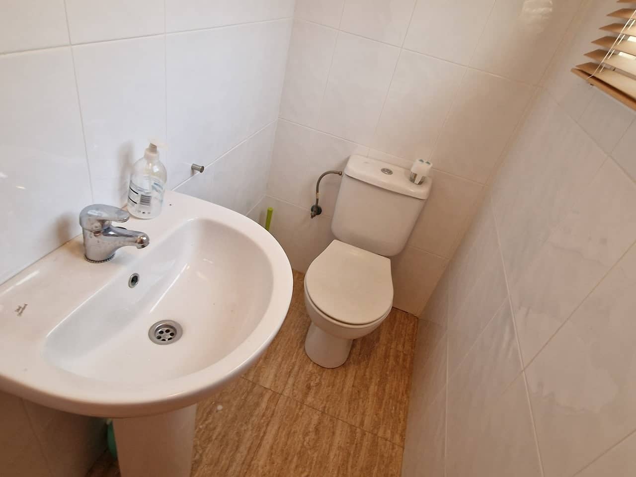 3 BED, 3 BATH TOWN HOUSE FOR SALE IN ALCAUCÍN, MÁLAGA, SPAIN.