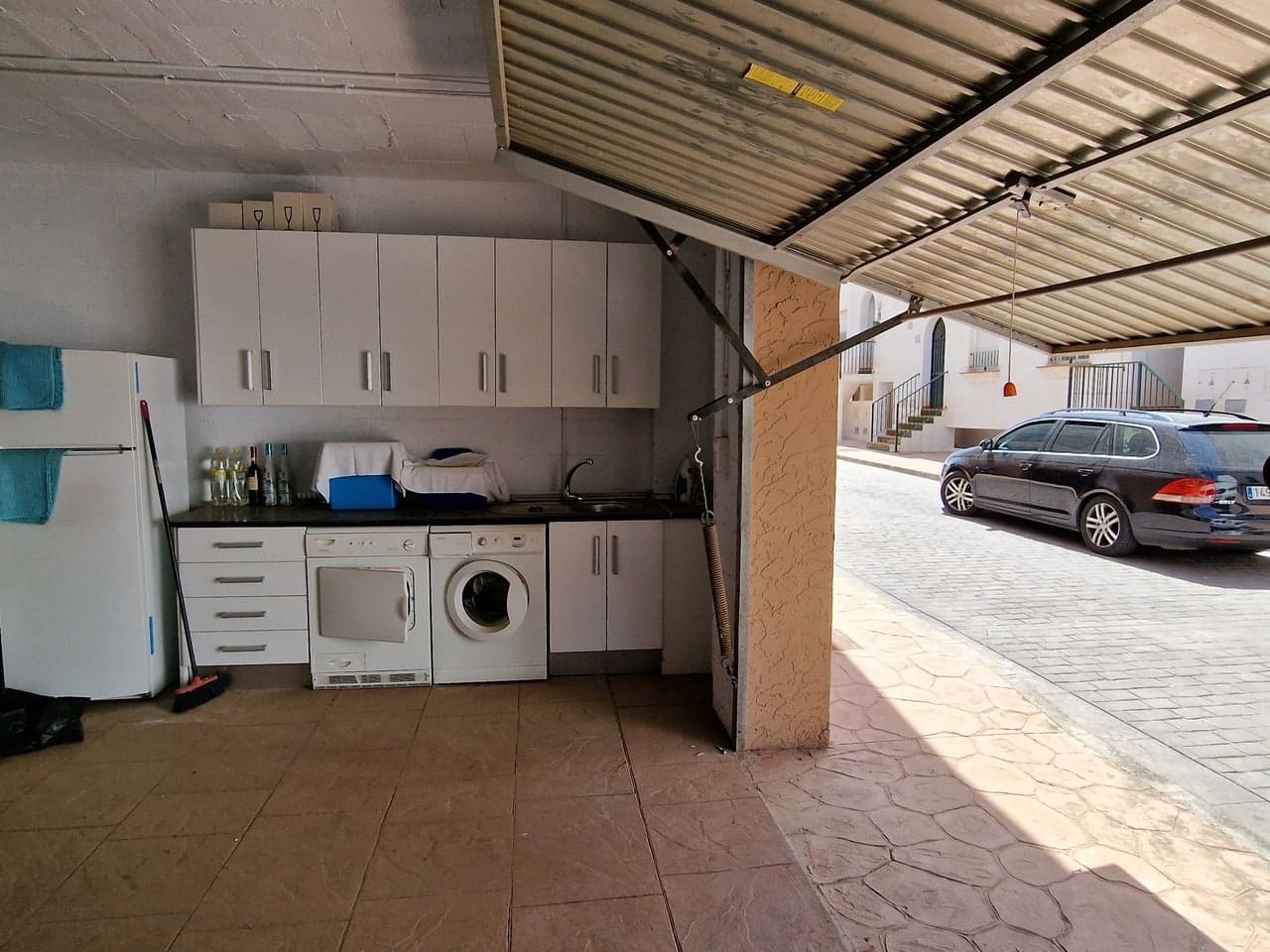 3 BED, 3 BATH TOWN HOUSE FOR SALE IN ALCAUCÍN, MÁLAGA, SPAIN.