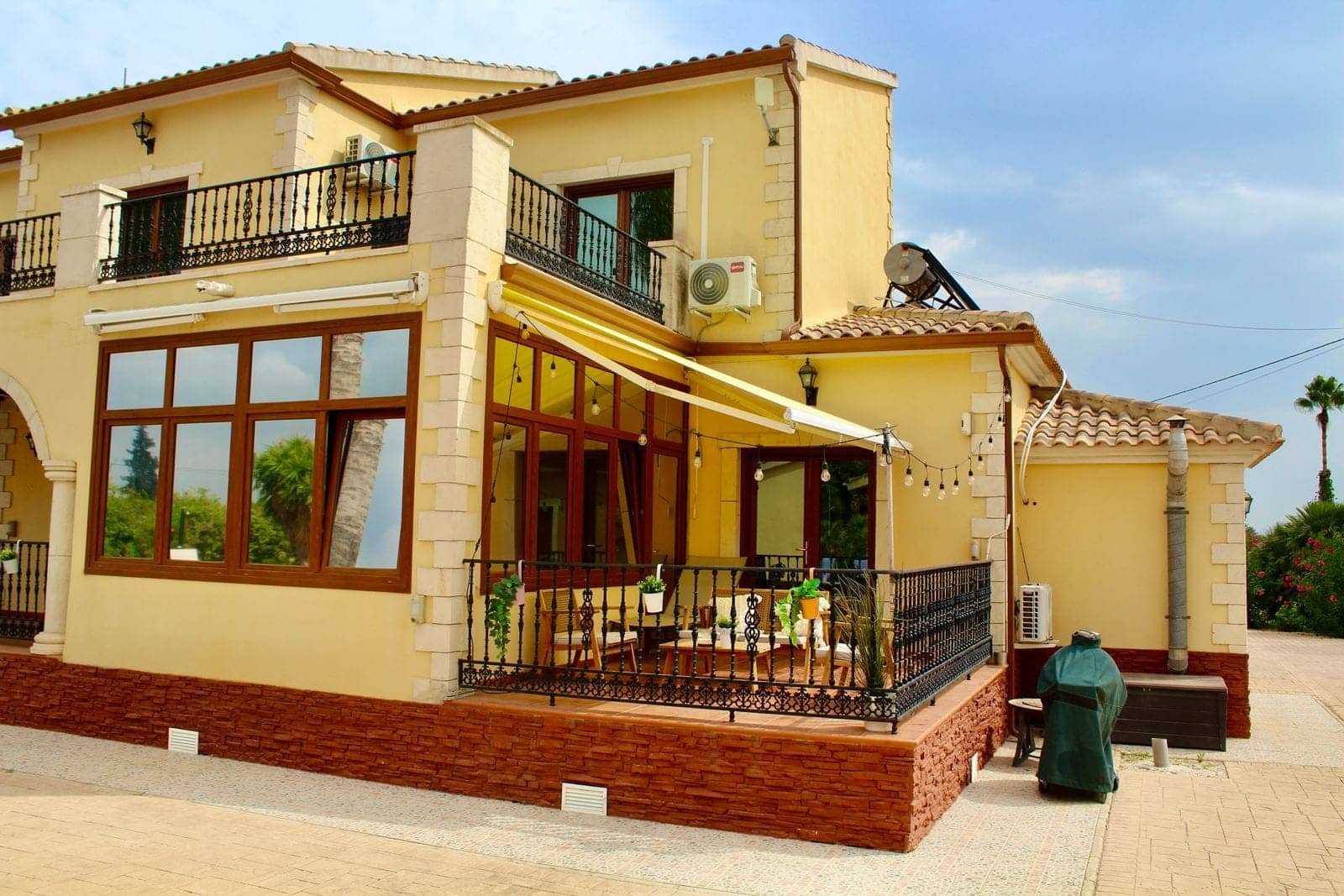 Luxurious 4-Bedroom Country House in Orihuela Alicante