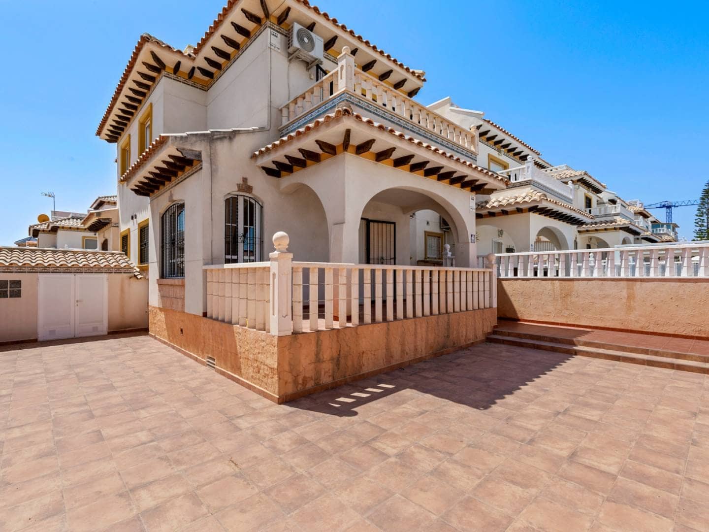 Turnkey Quadruplex Townhouse with Multiple Terraces in Lomas de Cabo Roig, Orihuela Costa