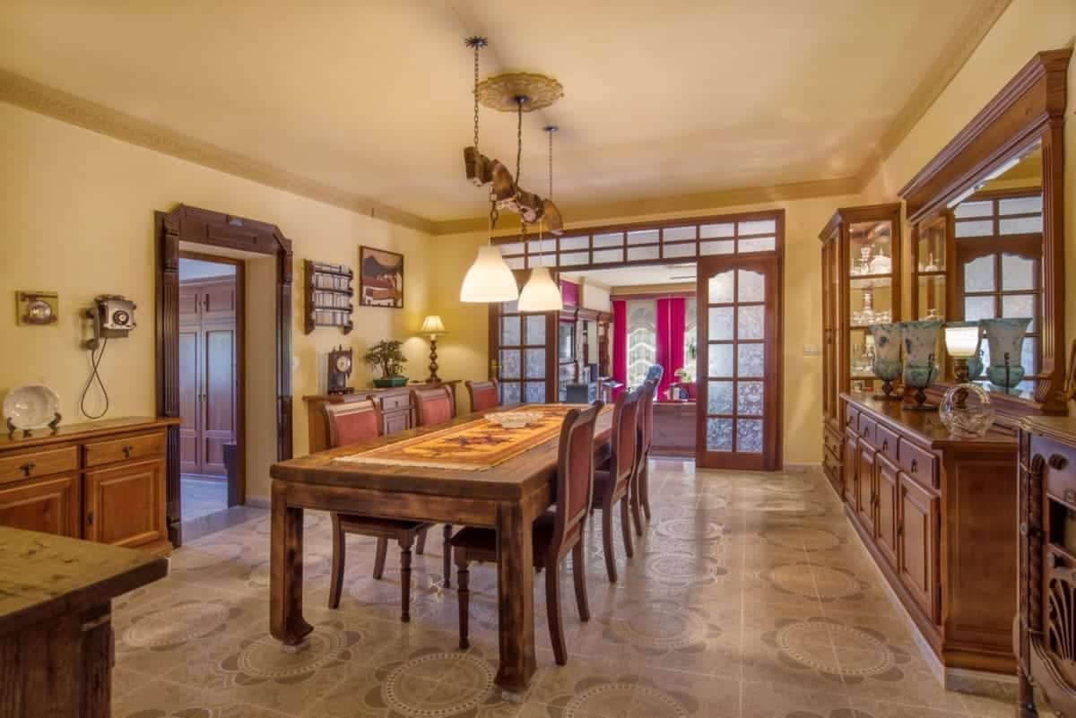 Villa for sale in Alhaurin el Grande, Malaga - € 870.000