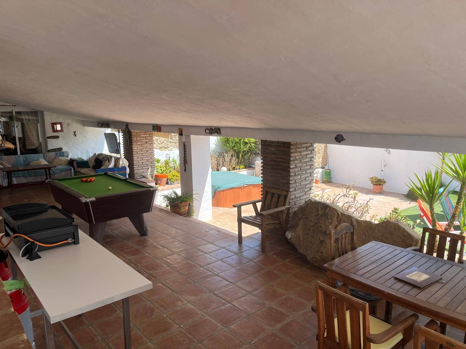 For sale Cortijo Las Ventanas, a large country estate near Riogordo/ Benamargosa, Malaga province in Spain